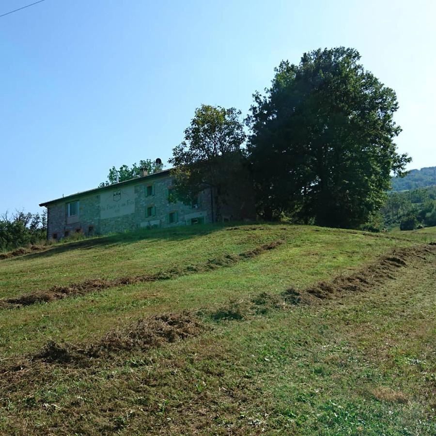 Due Principi E Una Fata Sestola Exterior foto